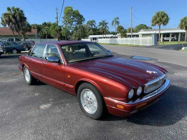 Jaguar Vanden Plas