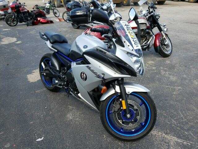 YAMAHA