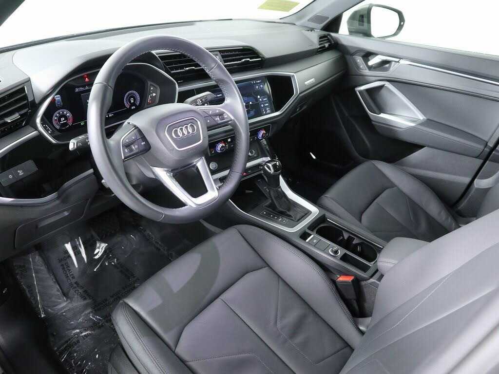 2020 Audi Q3