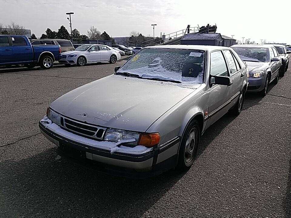 Saab 9000