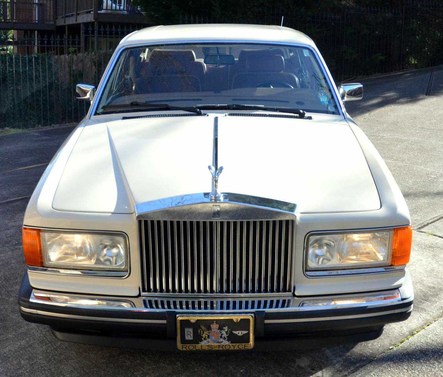 Rolls-Royce Silver Spur