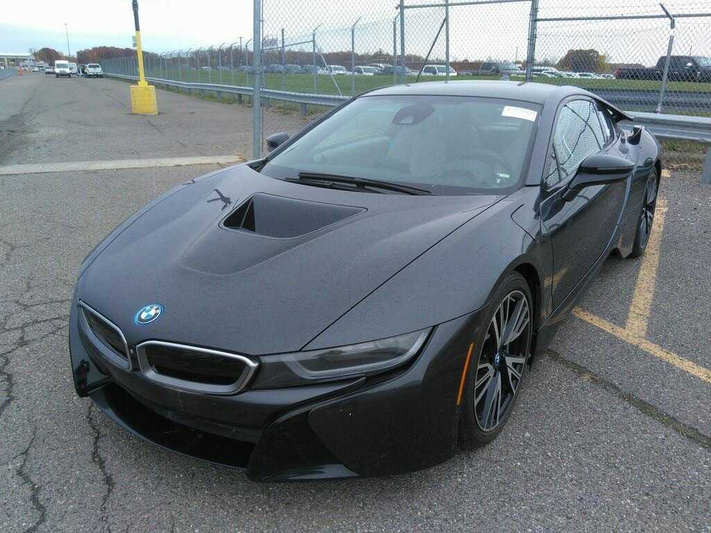 BMW i8