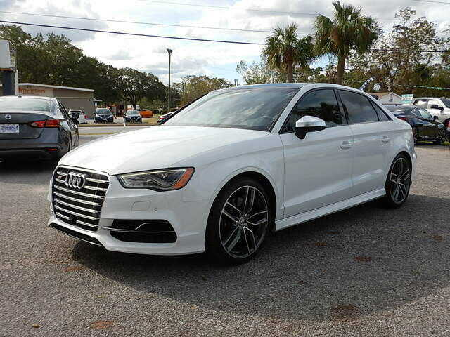 AUDI
