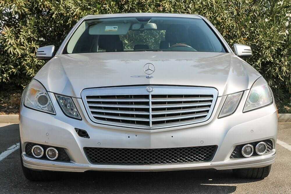 2010 Mercedes-Benz E-Class