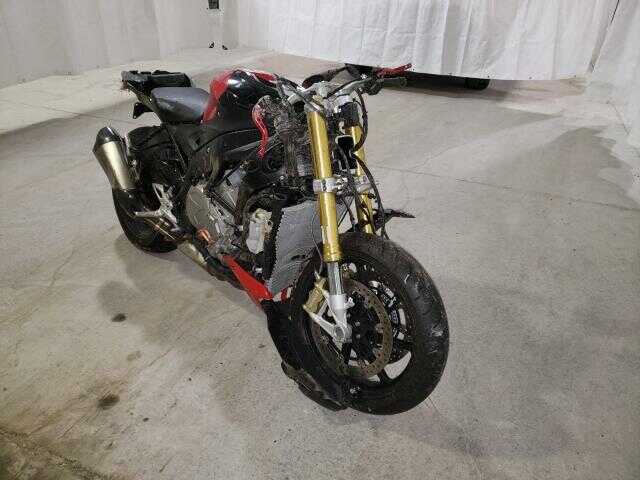 BMW S 1000 R