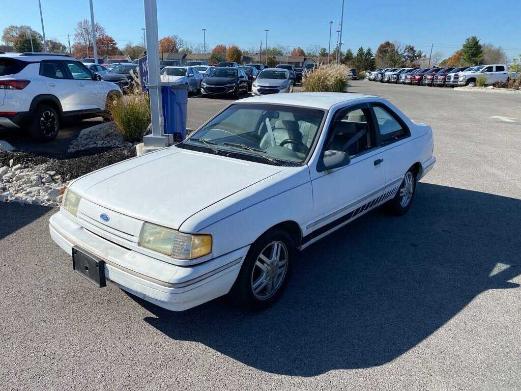 Ford Tempo