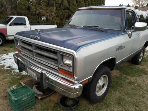 Dodge Ramcharger