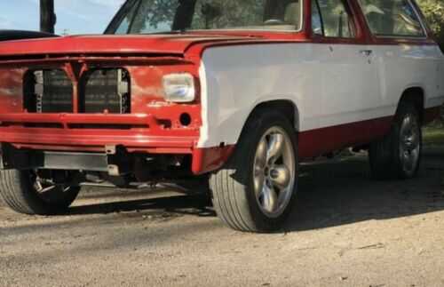Dodge Ramcharger
