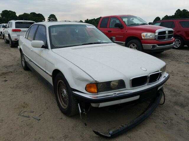 BMW 740i