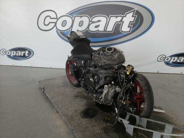 Suzuki GSX-R600L7