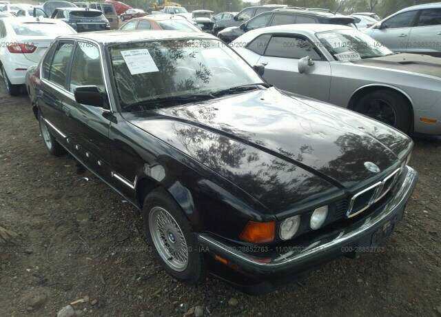 BMW 740i