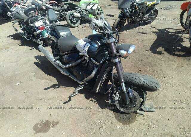 Suzuki VZ800