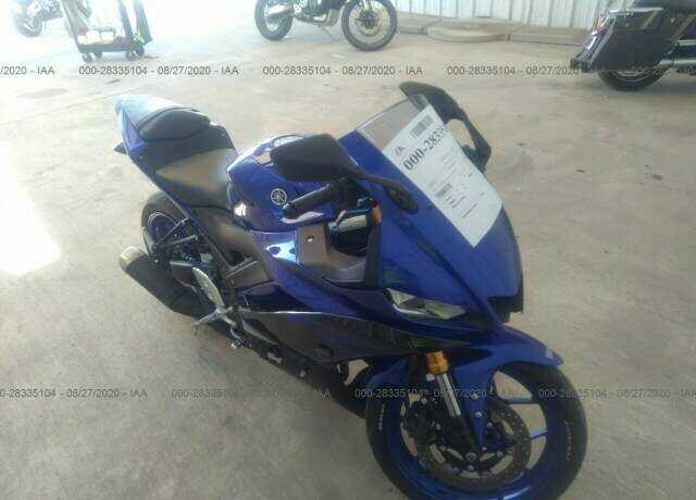 YAMAHA