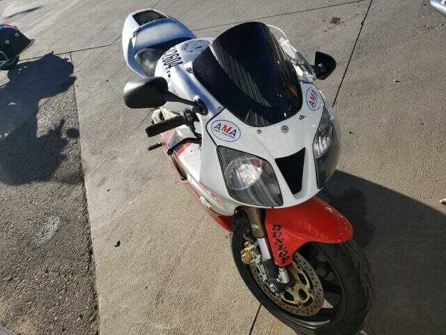 Honda RVT1000R (RC51)