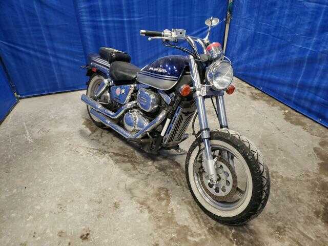 Suzuki VZ800K