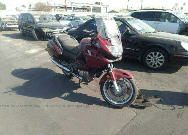Honda NT700VA/NT700V