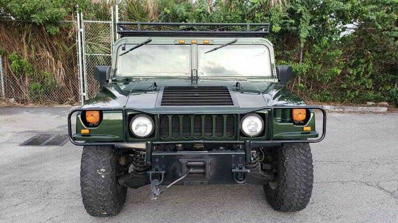 HUMMER H1