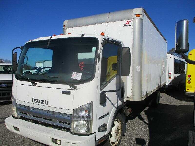Isuzu NQR/NRR