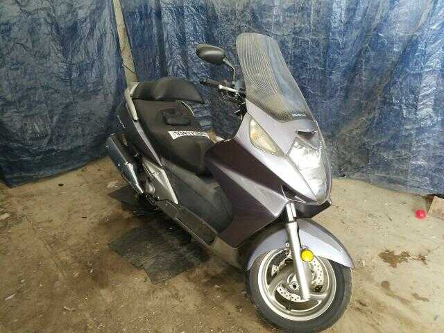 Honda FSC600 (Silver Wing)