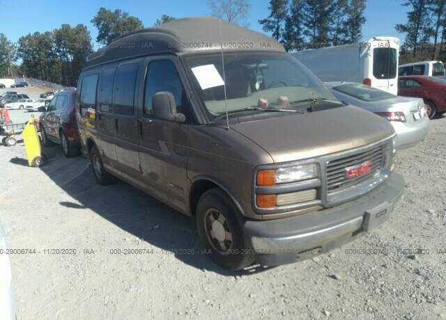 GMC Savana