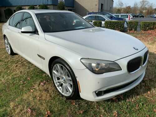 BMW 750i