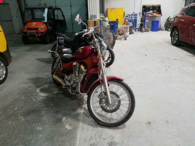Suzuki VS800