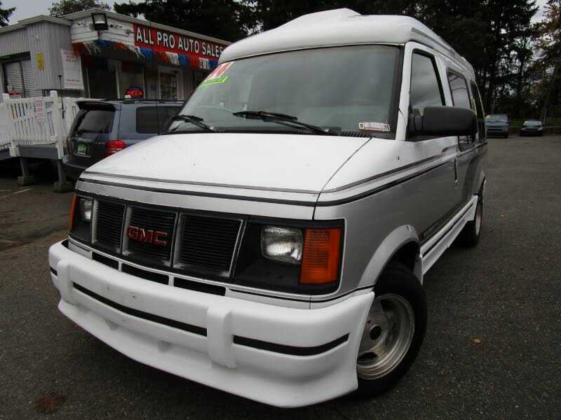 GMC Safari