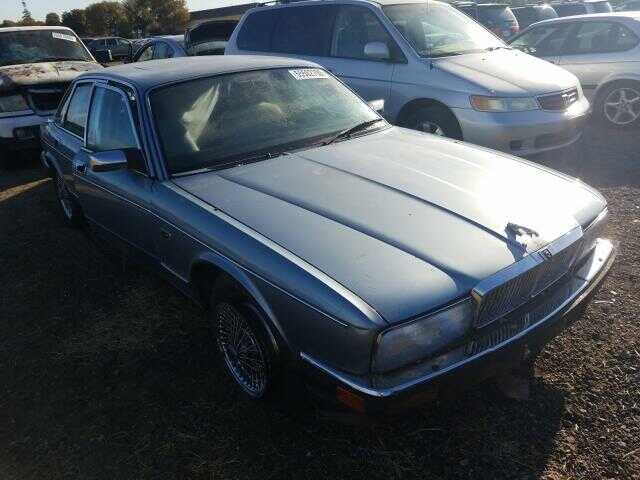Jaguar Vanden Plas