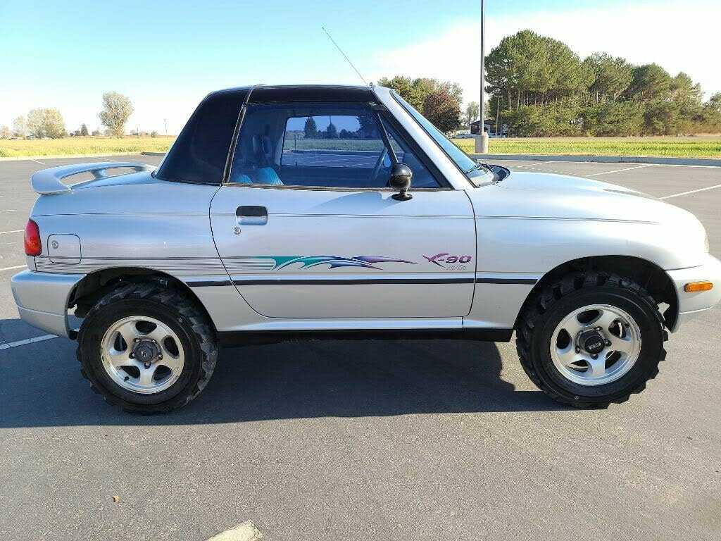 Suzuki X-90