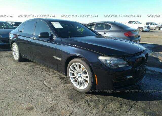 BMW 750i