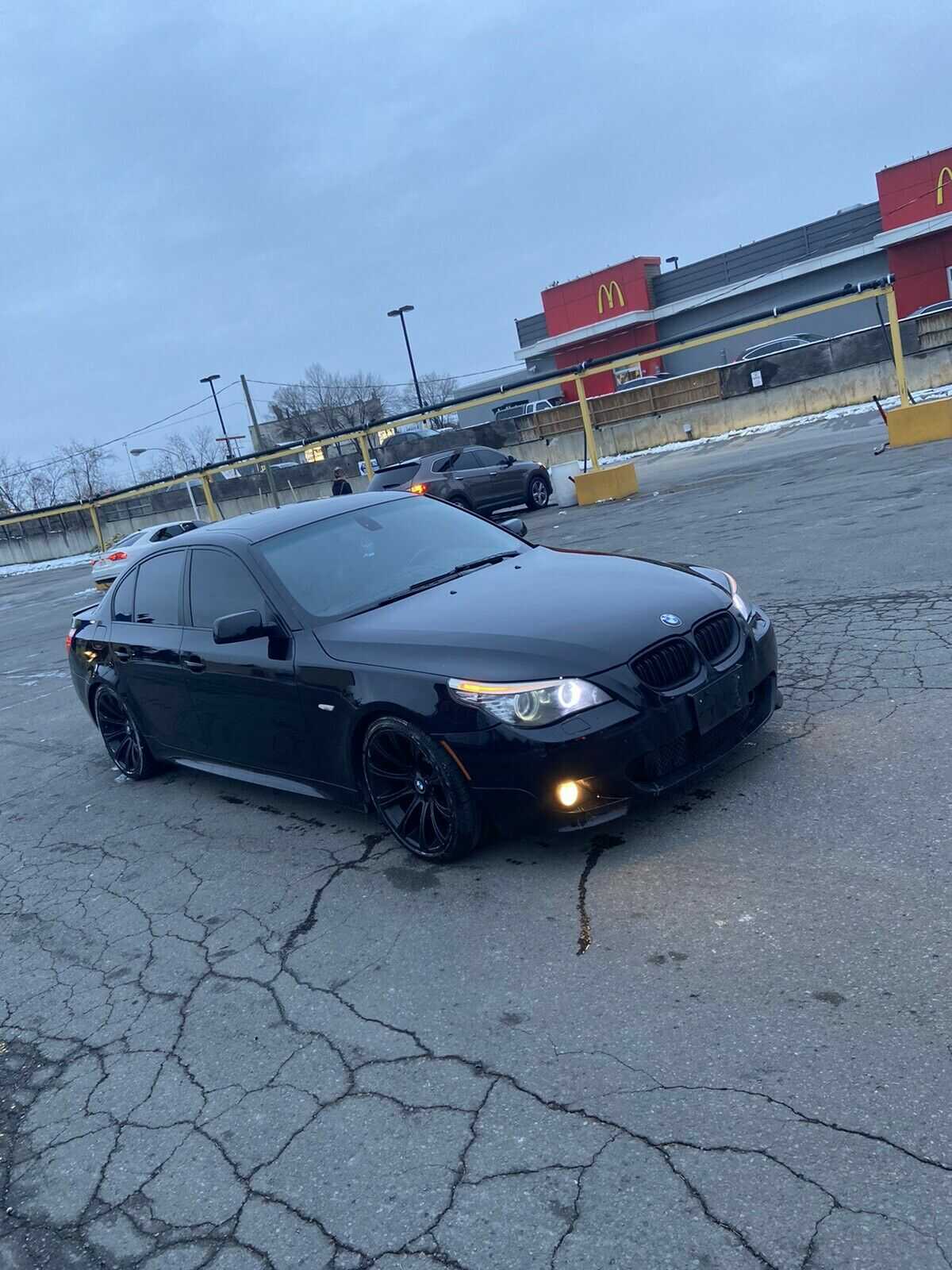 BMW 550i