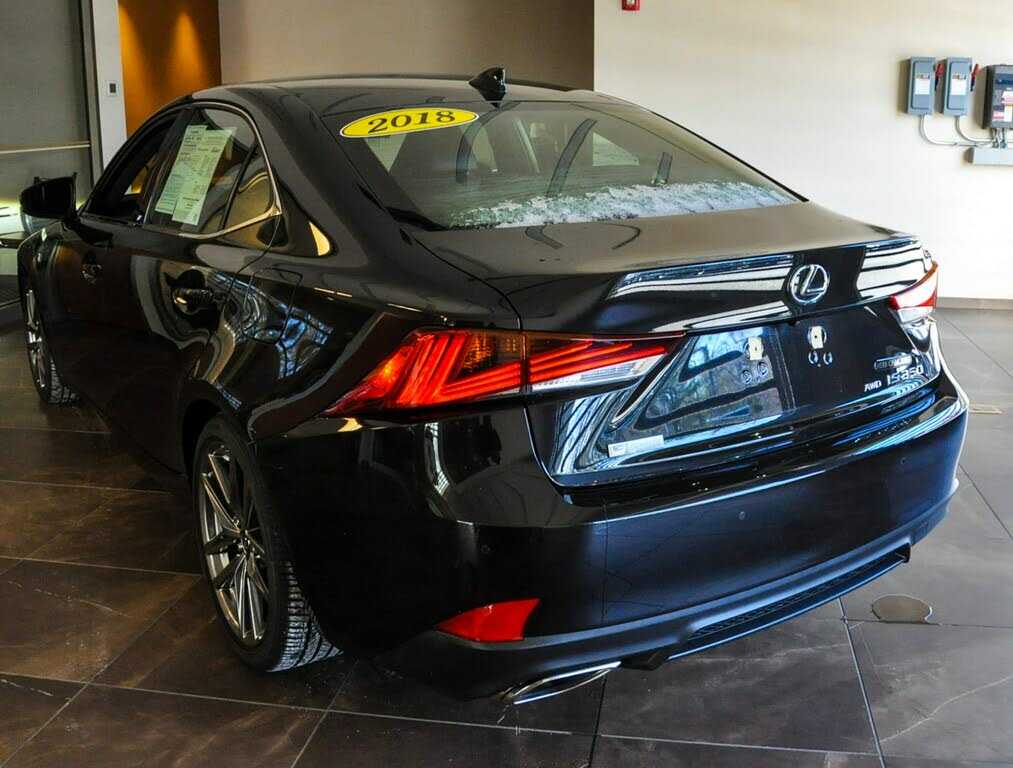 2018 Lexus IS