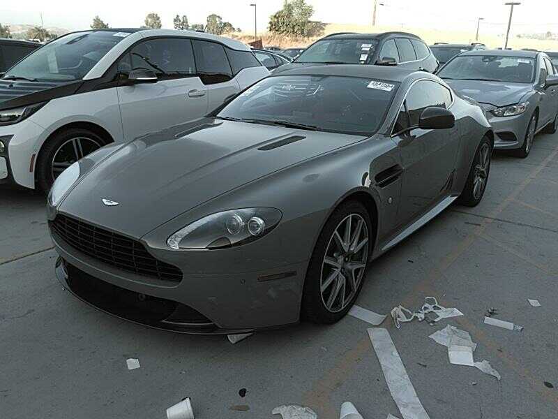 Aston Martin V8 Vantage