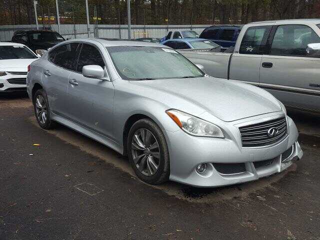 Infiniti M56