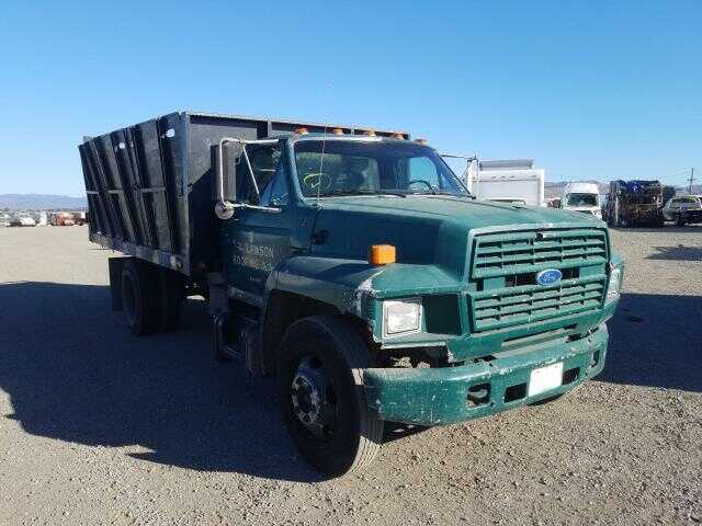 Ford F-700