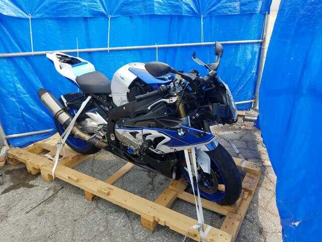 BMW HP4