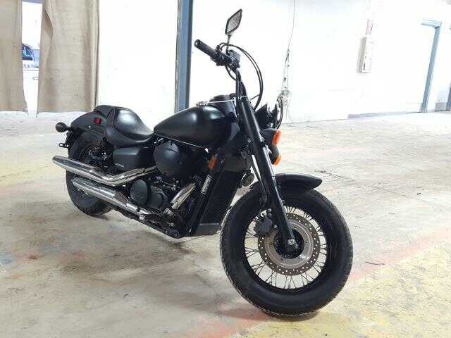 Honda VT750 (Shadow Phantom)