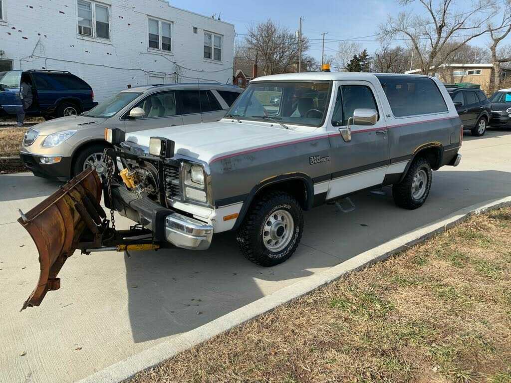 Dodge Ramcharger