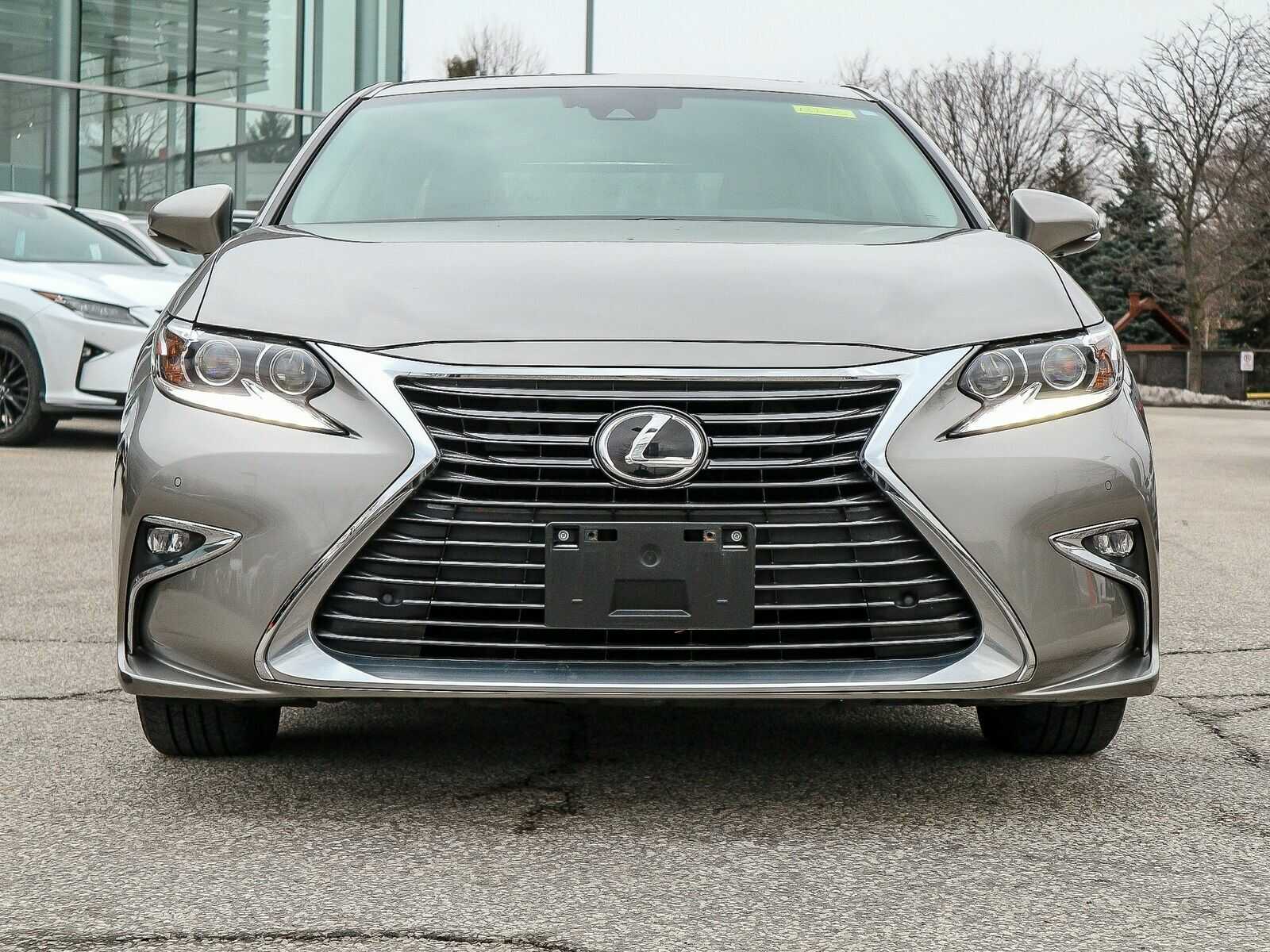 2018 Lexus ES