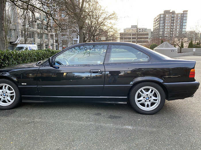 BMW 328iS