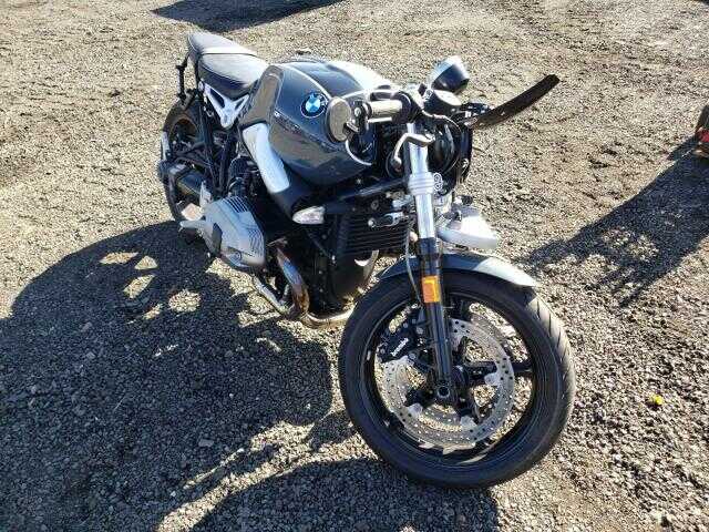 BMW R nineT