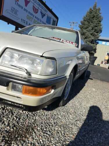 Audi V8