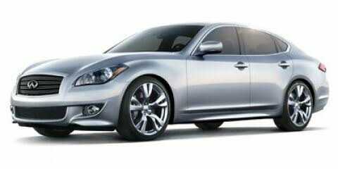 Infiniti M56