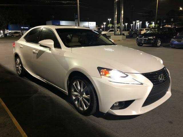 2016 Lexus IS