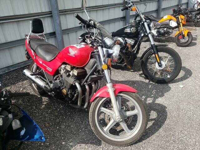 Honda CB750 (Nighthawk 750)
