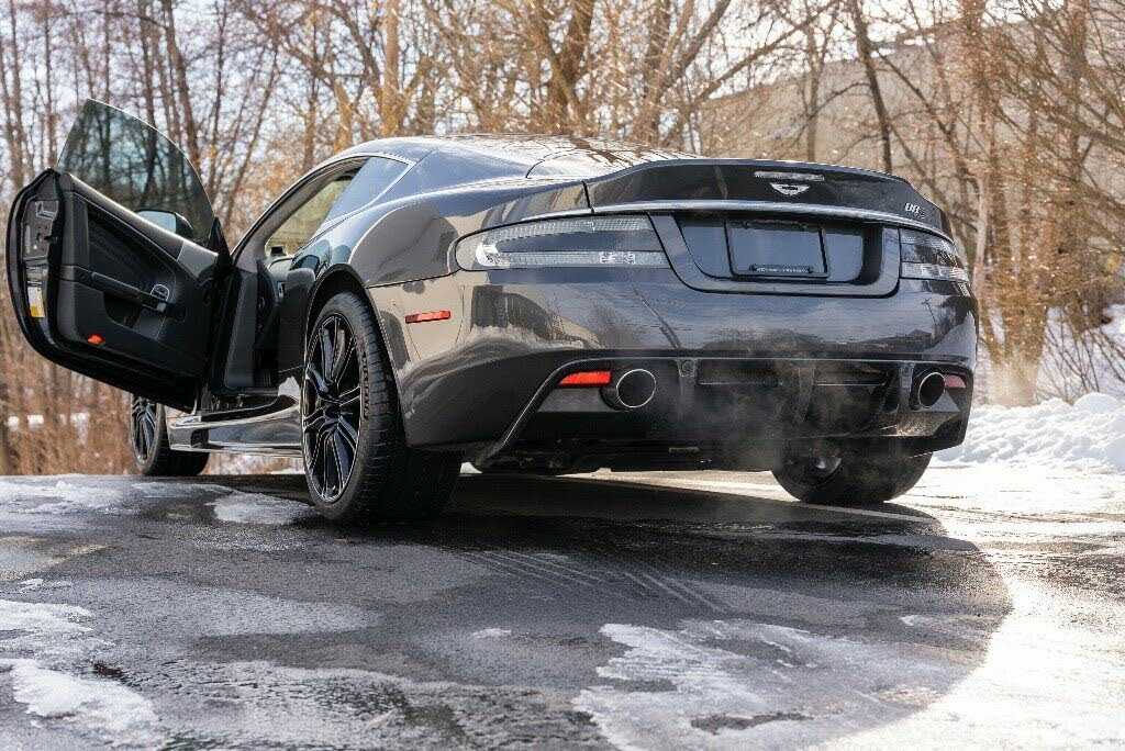 Aston Martin DBS