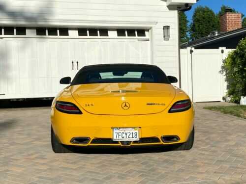Mercedes-Benz SLS-Class