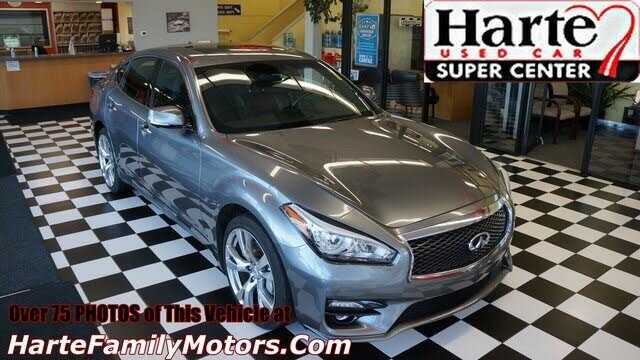 Infiniti Q70