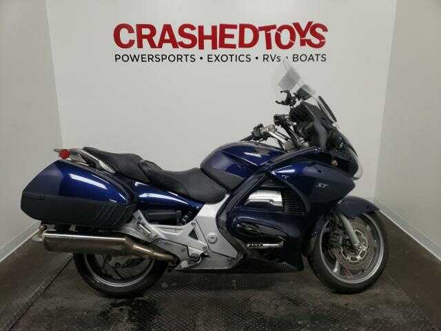 Honda ST1300A