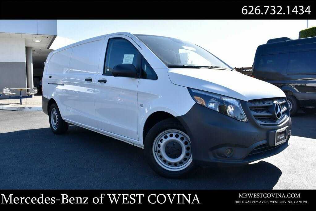 2020 Mercedes-Benz METRIS